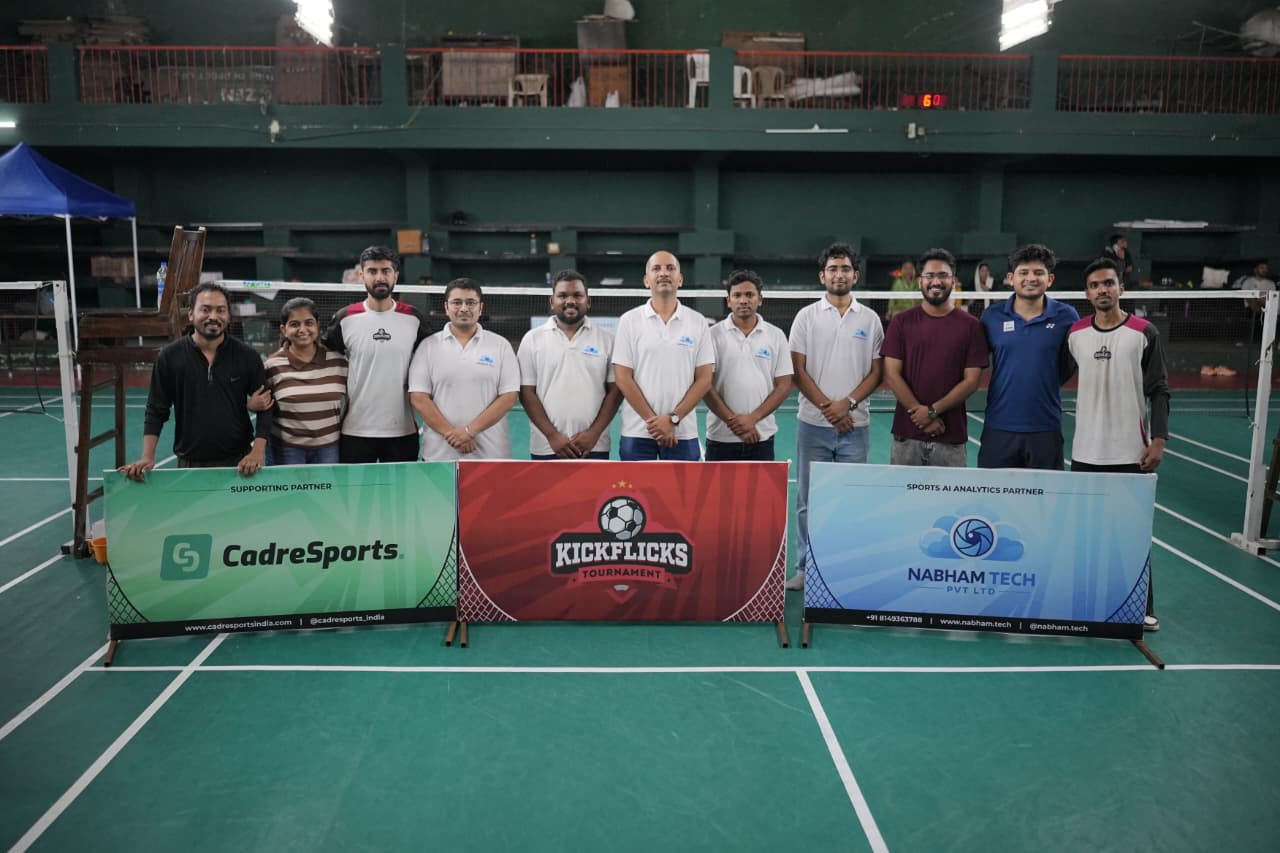 Kickflicks - Supporting badminton
